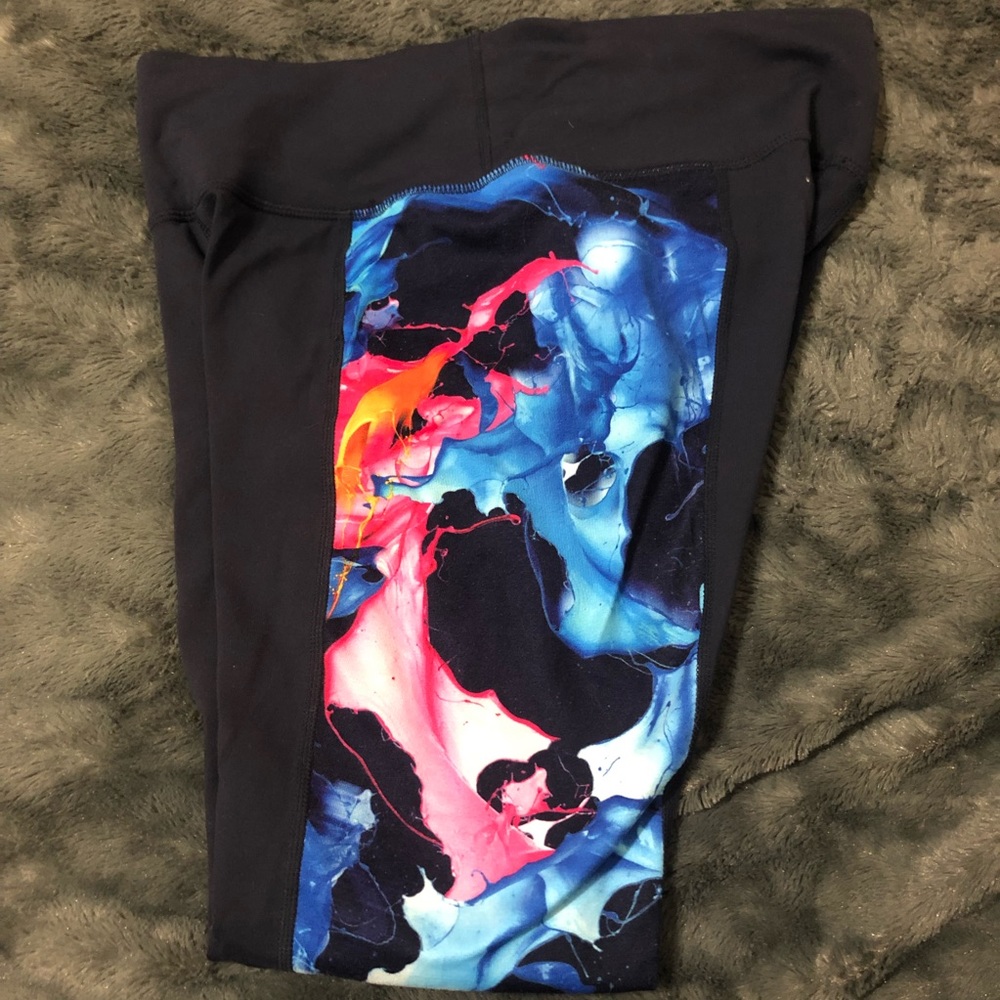 ⚫️Navy Athleta leggings with colorful sides